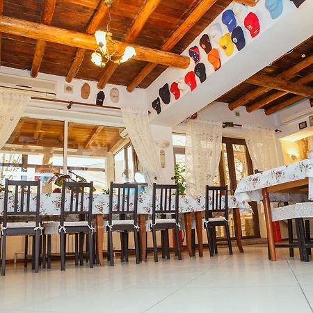 Mini Hotel Venezia Atyraū Dış mekan fotoğraf